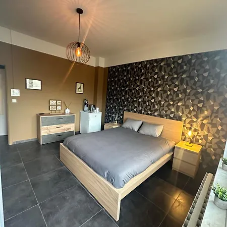 Espace Cuesmois 게스트하우스 몽스