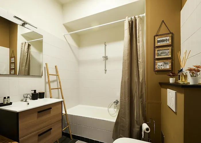 Espace Cuesmois 게스트하우스